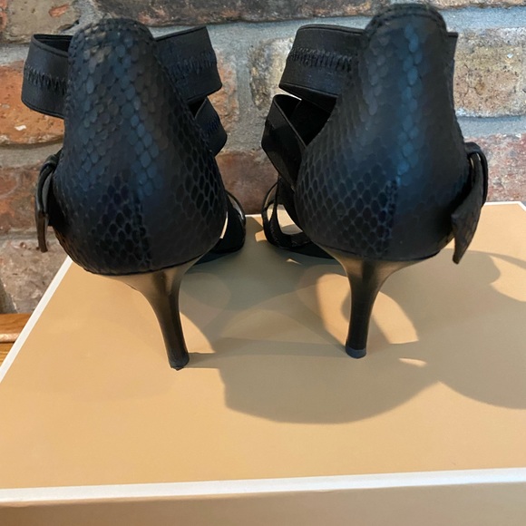 Michael Kors black strappy heels - Picture 4 of 8